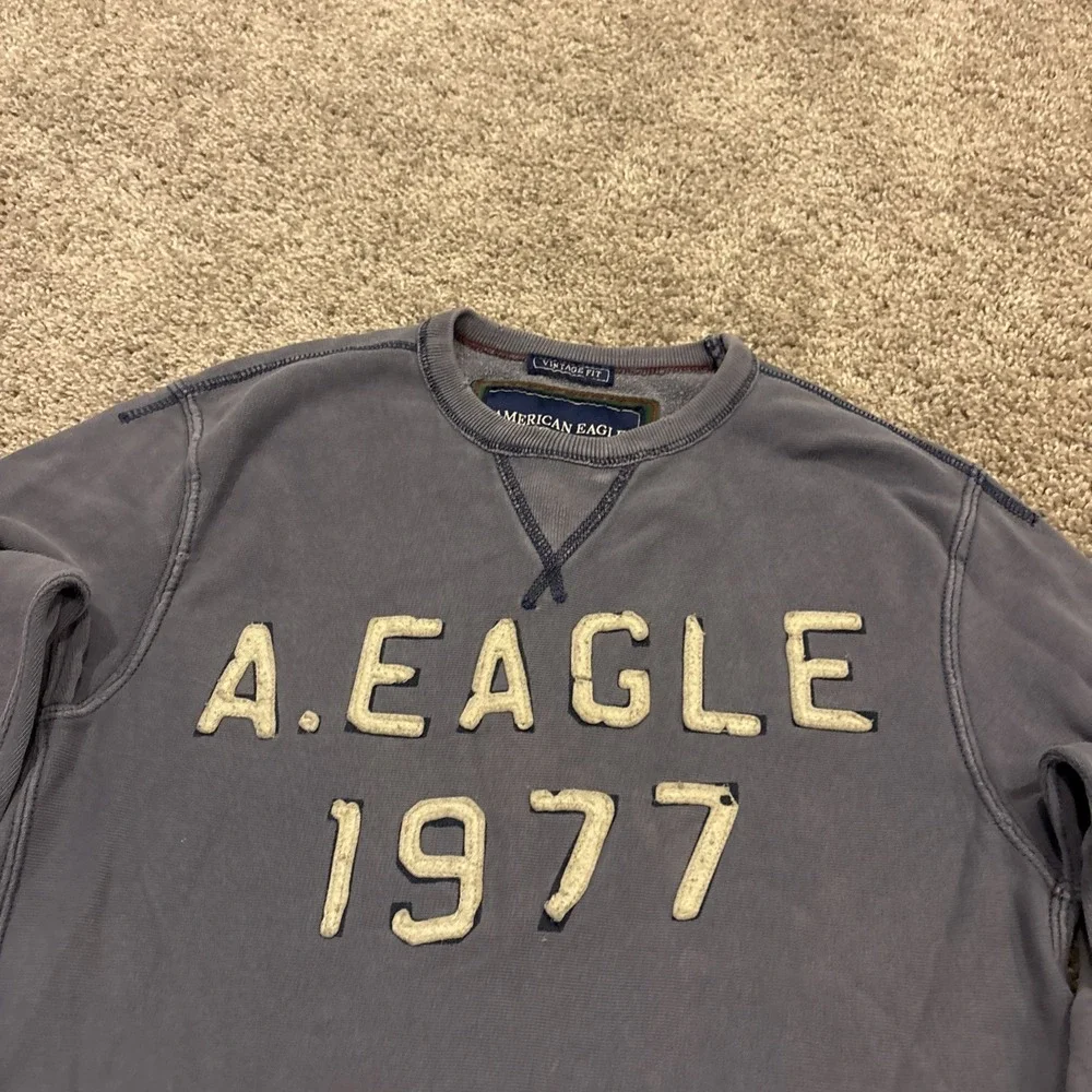 American Eagle Sweatshirt Mens Blue Vintage Fit Crewneck Eagle Fleece 1977 Small